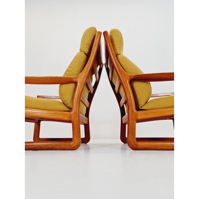 Mid-Century Modern Teak Easy Lounge Chair by Johannes Andersen for Silkeborg, 1960s For Sale - Image 3 of 11