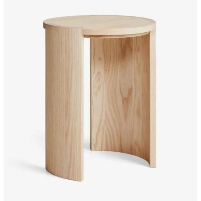 Airisto side table/stool natural color by Made by Choice with Joanna Laajisto Dimensions: D 35 x H 45 cm Materials: Solid...