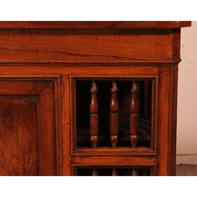 Early 19th Century Walnut Panetière For Sale - Image 10 of 13