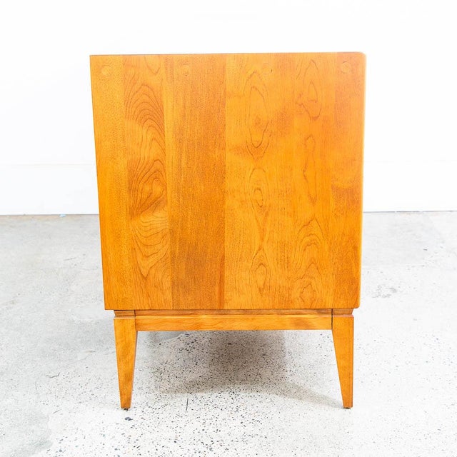 Mid-Century Modern 1960s Mid Century Modern Desk Blonde Shelf Maple Wood Heywood Wakefield Drawers Office For Sale - Image 3 of 12