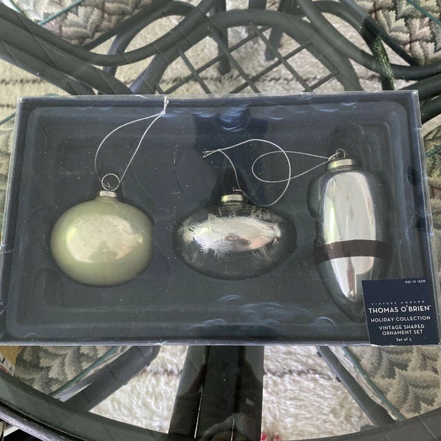 Mid-Century Modern 2000s Thomas O' Brien Modern Holiday Ornaments Collection- Set of 3 For Sale - Image 3 of 8