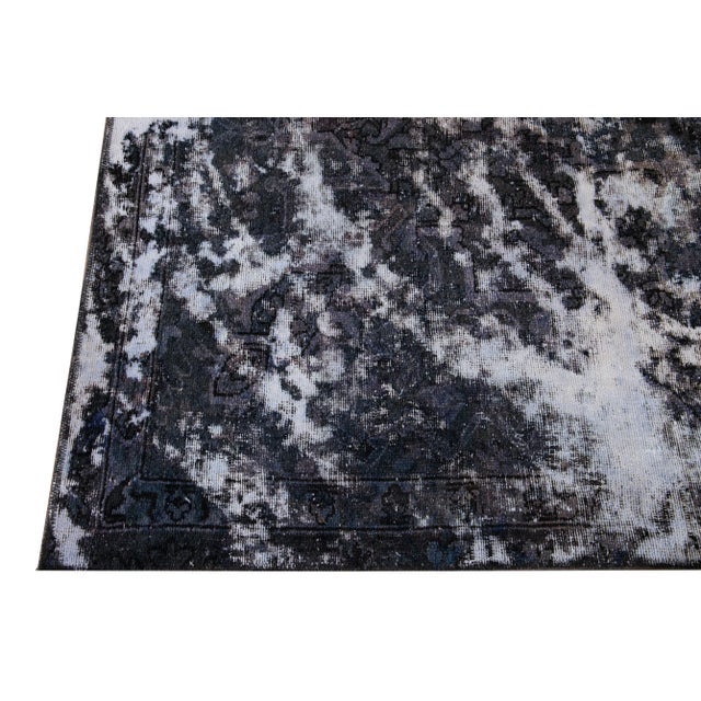 Gray Vintage Distressed Handmade Abstract Wool Rug 7′7″ × 10′10″ For Sale - Image 4 of 9