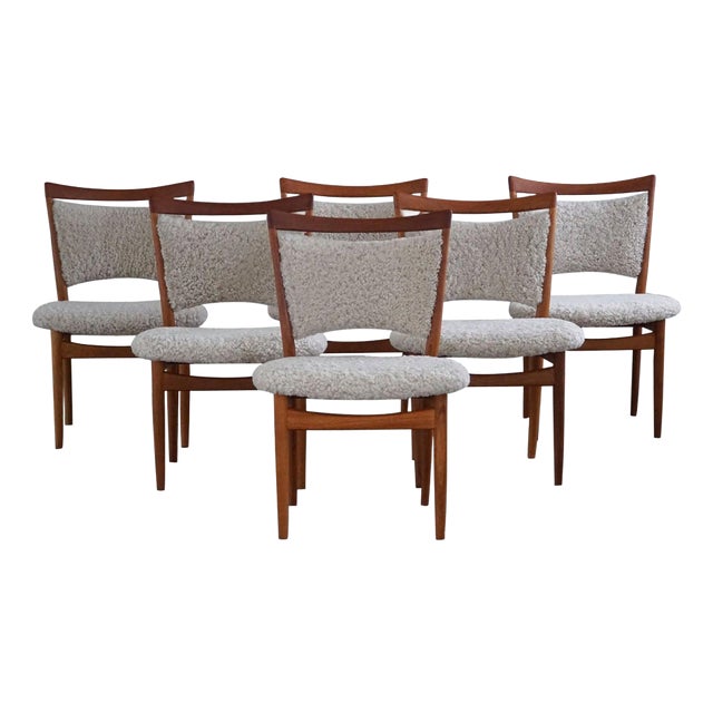 Danish Modern Dining Chairs in Oak & Lambswool Model Sw86 attributed to Finn Juhl, 1953, Set of 6 For Sale