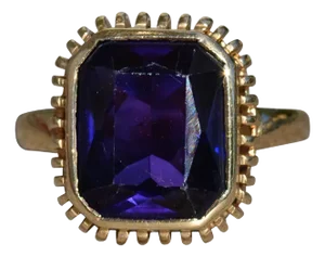 The Dedalera: Ladies Yellow Gold Cocktail Ring set with Laboratory Grown Sapphire