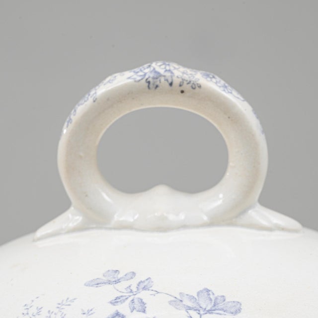 Off-white 20th Century Dutch Special Edition Porcelain Tureen With Lid For Sale - Image 8 of 18