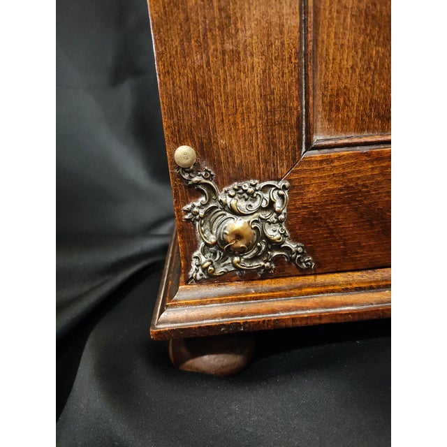 19th Century French Renaissance Revival Heraldic Knight Cabinet / Comtoise Clock Case For Sale In New Orleans - Image 6 of 13
