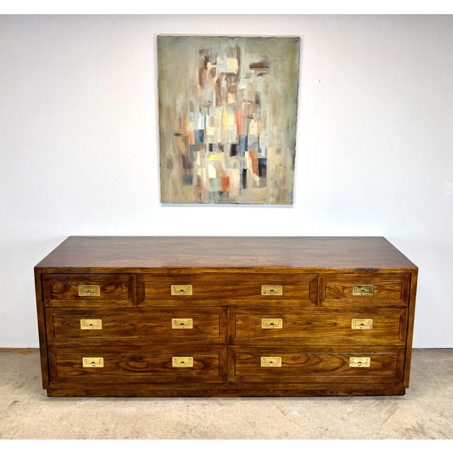 Henredon Scene One Campaign Style 7-Drawer Long Dresser in Oak & Brass For Sale - Image 12 of 12