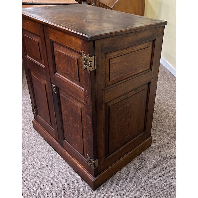 Antique Arts and Crafts English Oak Cabinet C. 1910 For Sale - Image 10 of 12