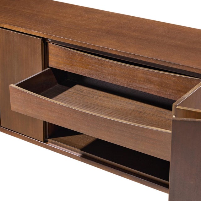 Wood Paul McCobb for Calvin Mid Century Mahogany Credenza For Sale - Image 7 of 9