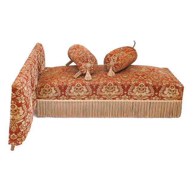 1950s Vintage Alsatian Sofa in Velvet For Sale - Image 5 of 15