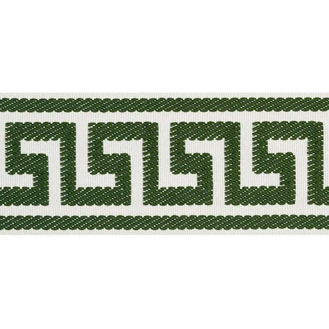 A timeless motif with infinite uses, this narrow Greek key tape is a beautiful silk jacquard weave. Available in several...
