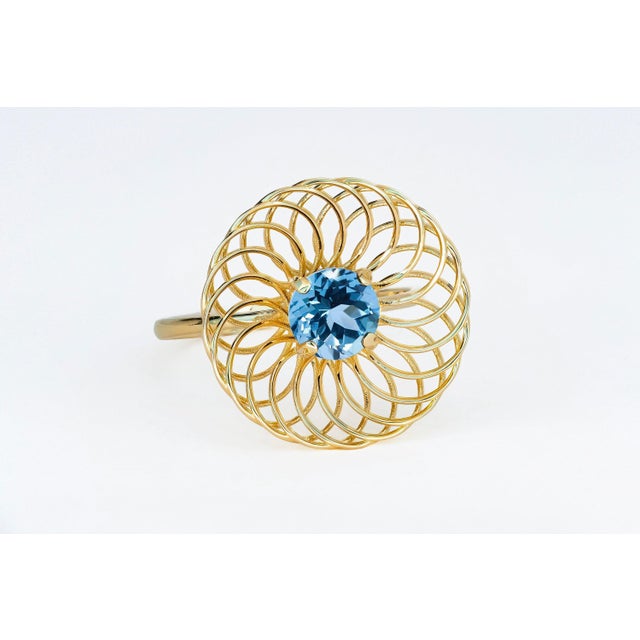 Metal Round Topaz 14k Gold Ring For Sale - Image 7 of 7