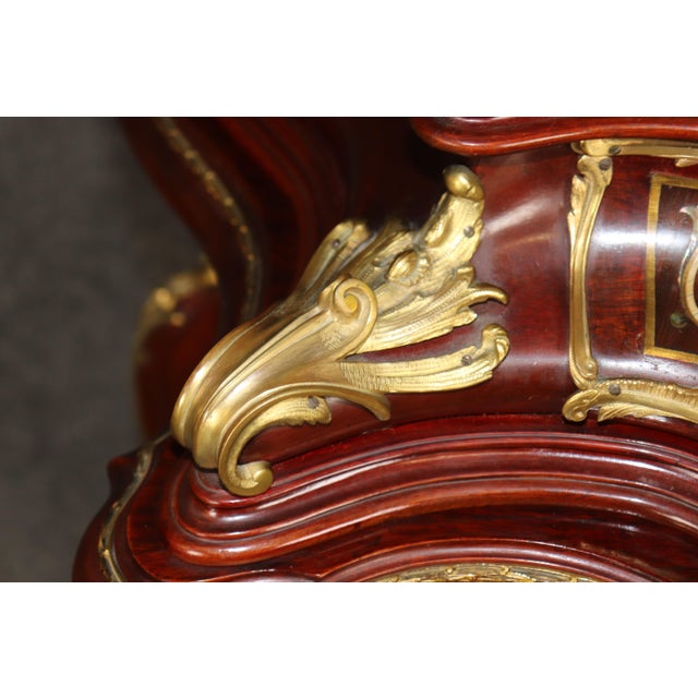 Wood Late 19th Century Signed J.Groschkus Abalone & Mother of Pearl Figural Bronze Bowed Glass Vitrine For Sale - Image 7 of 17