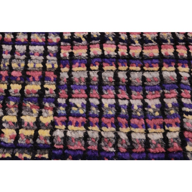 Black Boho Chic Black/Gold High Low Wool Rug - 5'10'' X 9'1'' For Sale - Image 8 of 9