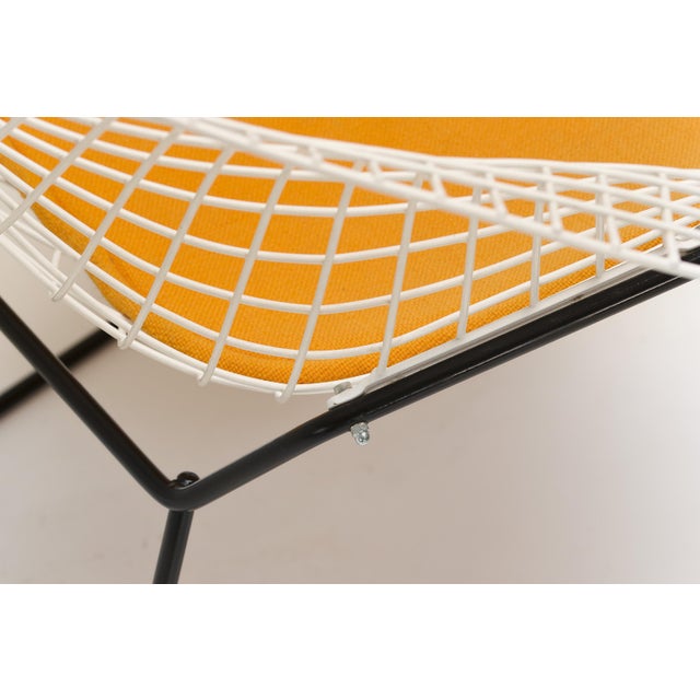 Diamond Chair with Yellow Seatpad by Harry Bertoia for Knoll Inc. / Knoll International, 1950s For Sale - Image 11 of 13