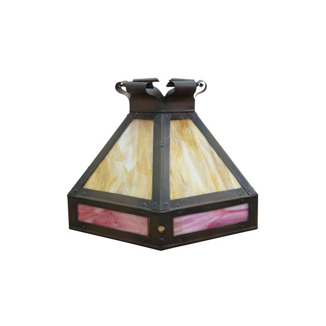 Victorian Antique Arts & Crafts Octagonal Caramel & Pink Slag Glass Panel Lamp Shade 17" For Sale - Image 3 of 15