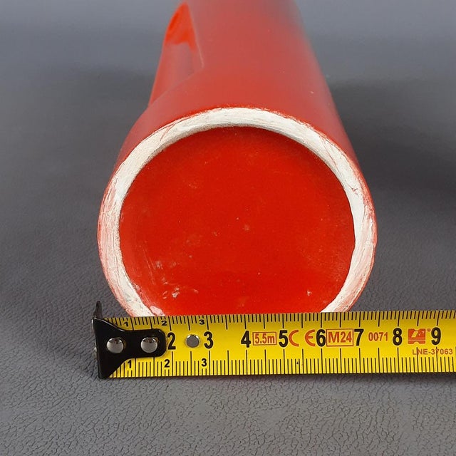 Space Age Red Ceramic Cylinder Vases, 1960s, Set of 2 For Sale - Image 12 of 13