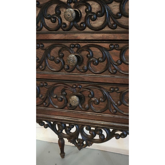 Traditional Pair of Vintage French Hand-Carved Nightstands For Sale - Image 3 of 8