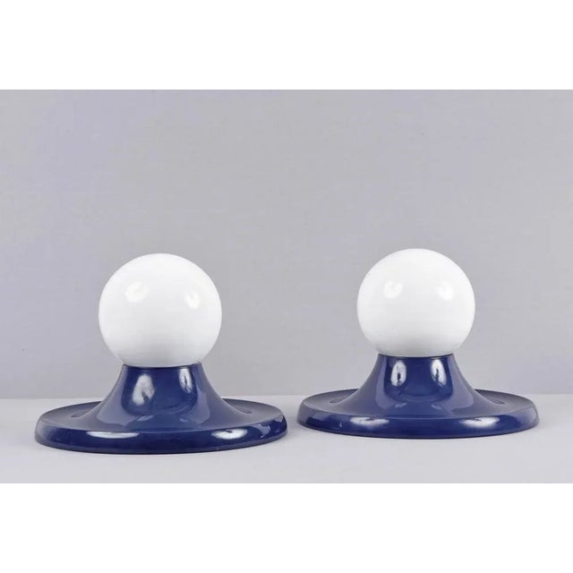 Mid-Century Italian Blue Metal Light Ball Sconce by Achille Castiglioni for Flos, 1960s For Sale - Image 13 of 18