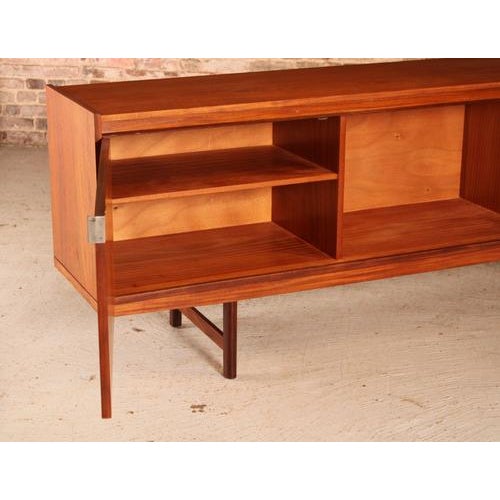 Mid-Century Teak Sideboard with Brushed Steel Handles by Robert Heritage for Archie Shine, 1960s For Sale - Image 11 of 15