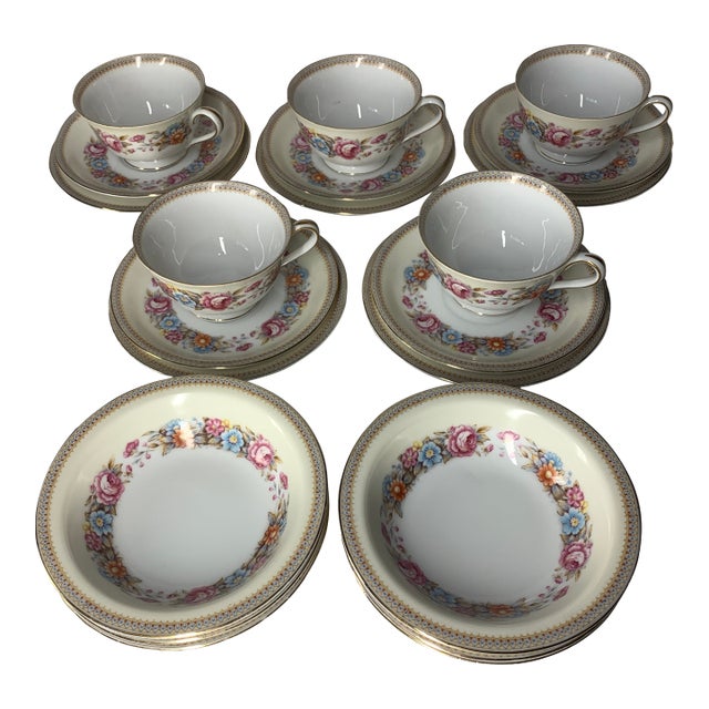 Vintage Jyoto China Floral Tea and Dessert Set - 21 pcs For Sale