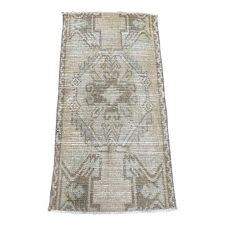 Turkish Yastik Rug 1'5" x 2'8" For Sale