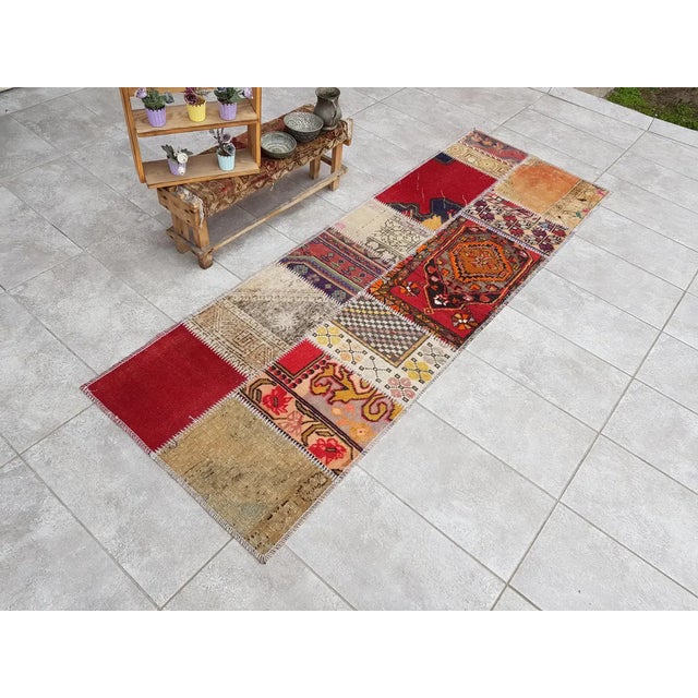 Mid 20th Century Oushak Wool Bohemian Runner Rug For Sale - Image 6 of 10