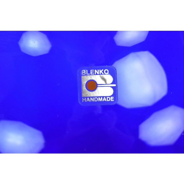 Late 20th Century Vintage Cobalt Blue Hand Blown Glass Blenko Flower Vase For Sale In Chicago - Image 6 of 7