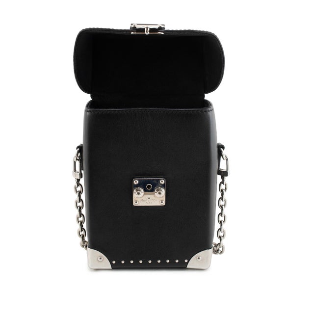 Metal Louis Vuitton Monogram Canvas Black Leather Silver Hardware Camera Box Bag For Sale - Image 7 of 11