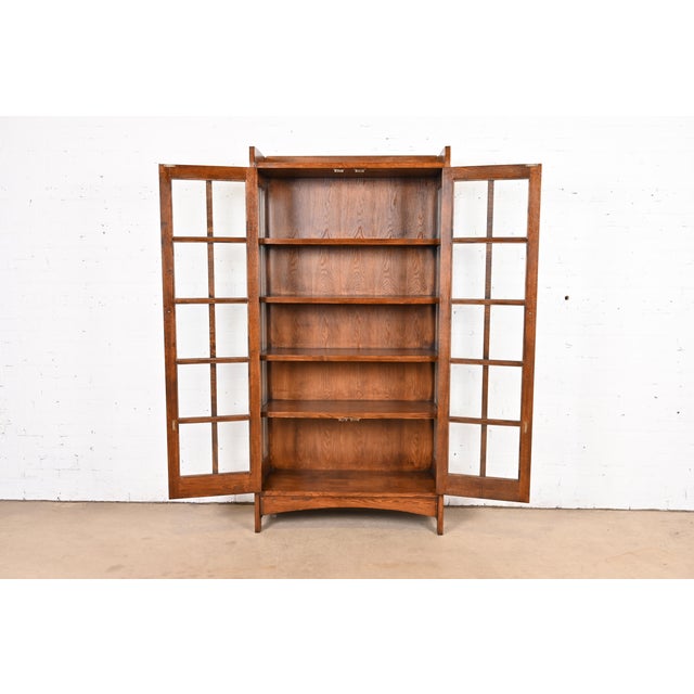 Late 20th Century Gustav Stickley Style Mission Oak Arts and Crafts Bookcase Cabinet For Sale - Image 5 of 11
