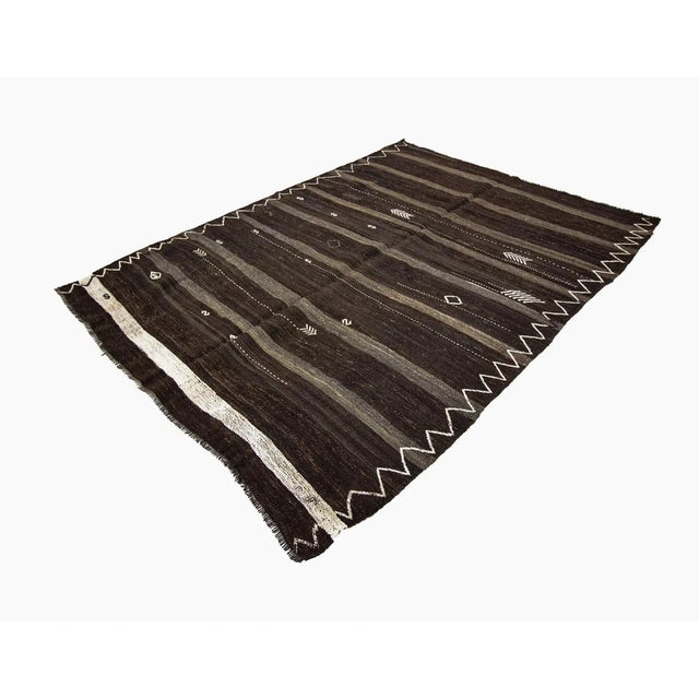 Vintage Turkish Kilim Rug-6'4'x8'11" For Sale - Image 4 of 7