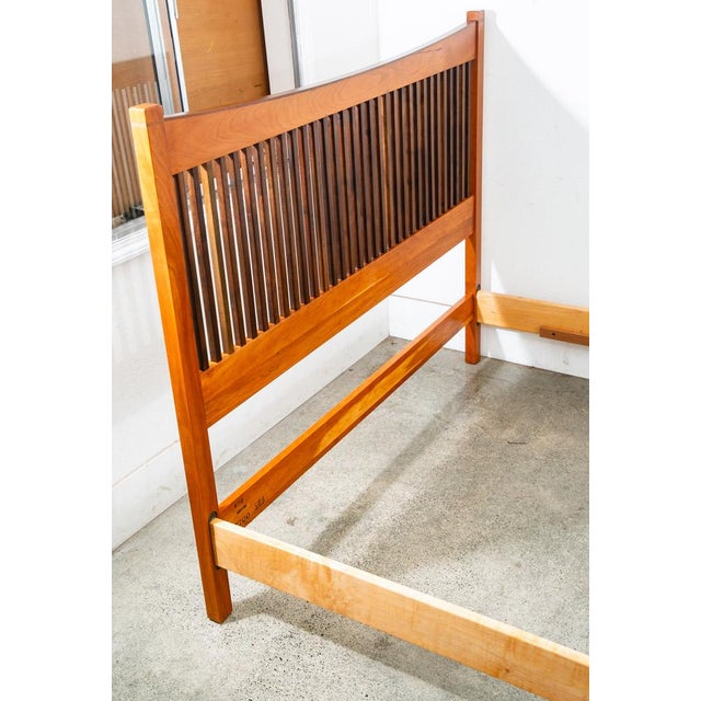 Wood 1960s Mid Century Modern Headboard Bed Frame Stickley Queen Sz Walnut Cherry Vintage For Sale - Image 7 of 12