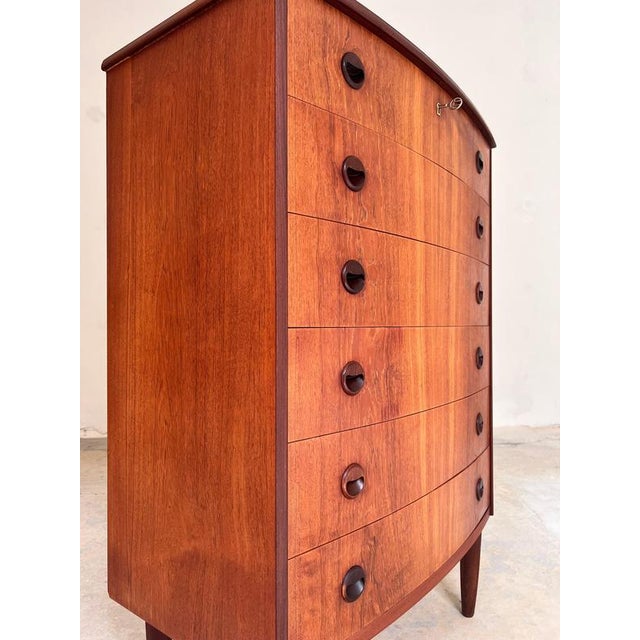 Danish Semi-Circular Teak Chest of Drawers with Round Handles and Lock For Sale - Image 4 of 11