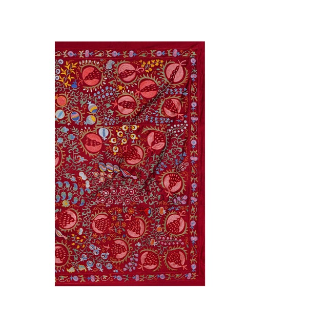 Red Uzbek Suzani Textile – Pomegranate & Bird Motif Wall Hanging Decor 4'5'' X 6'6'' For Sale - Image 4 of 14