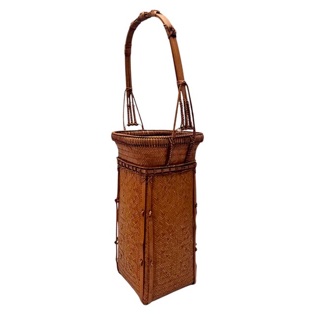 Late 20th Century Japanese Woven Bamboo Hozan Style Ikebana Basket For Sale - Image 4 of 11