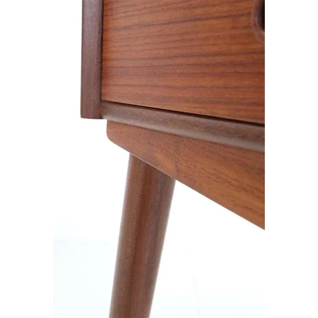 Danish Teak Bedside Tables by Uhrhøj Møbelfabrik, 1960s, Set of 2 For Sale - Image 6 of 14