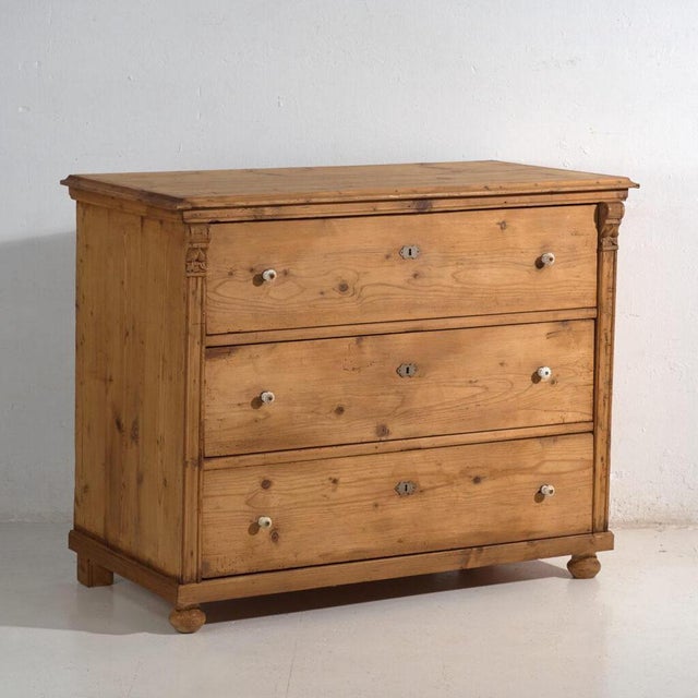 Antique Chest of Drawers in Wood, 1900s For Sale - Image 11 of 11