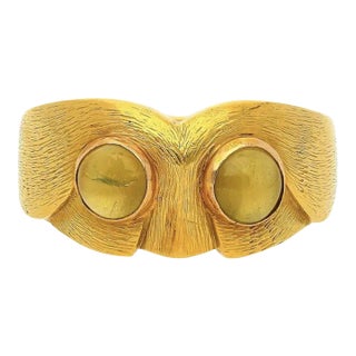 Vintage Potter & Mellen "Owl" Chrysoberyl Cats-Eye Men's Brushed 18k Gold Ring Size 12 For Sale