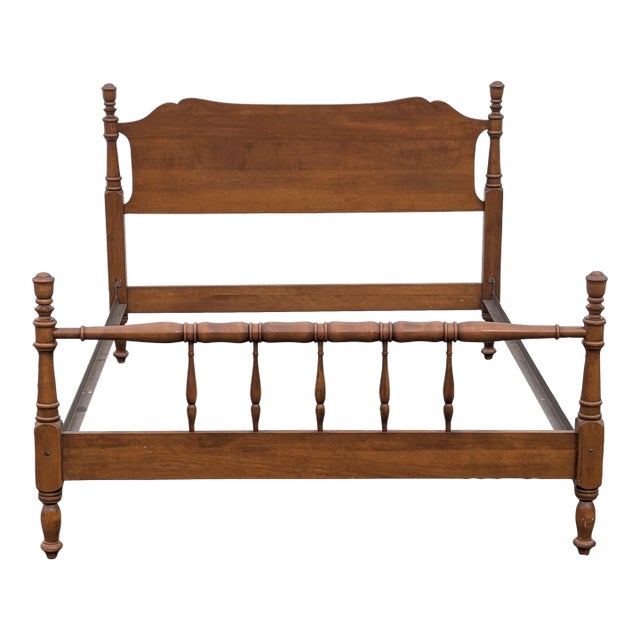 Vintage Traditional Solidwood Full Spindle Bed Frame For Sale