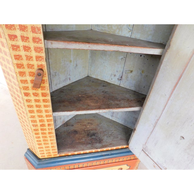 Antique 2 Piece 18th Century Grain Painted Corner Cabinet Berks Co. Pa For Sale - Image 4 of 12