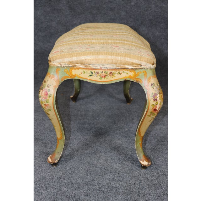 1940s Fine Venetian Paint Decorated Italian Foot Stool or Ladies Vanity Bench For Sale - Image 9 of 10