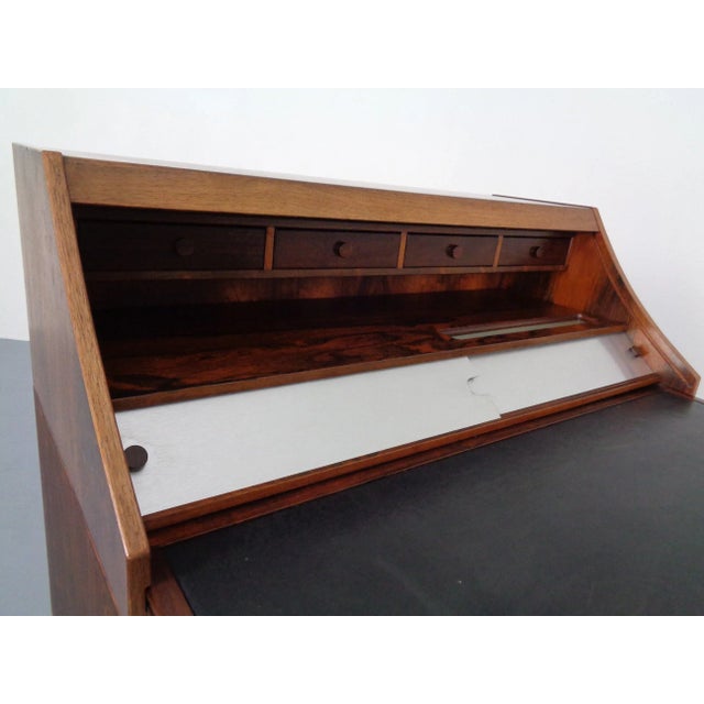 Rosewood and Leather Tambour Writing Desk by Gianfranco Frattini for Bernini, Italy, 1964 For Sale - Image 17 of 18