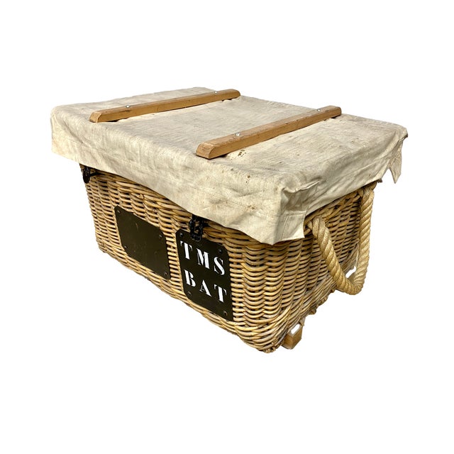 1930s 1930s French Wicker Covered Traveling Trunk For Sale - Image 5 of 6