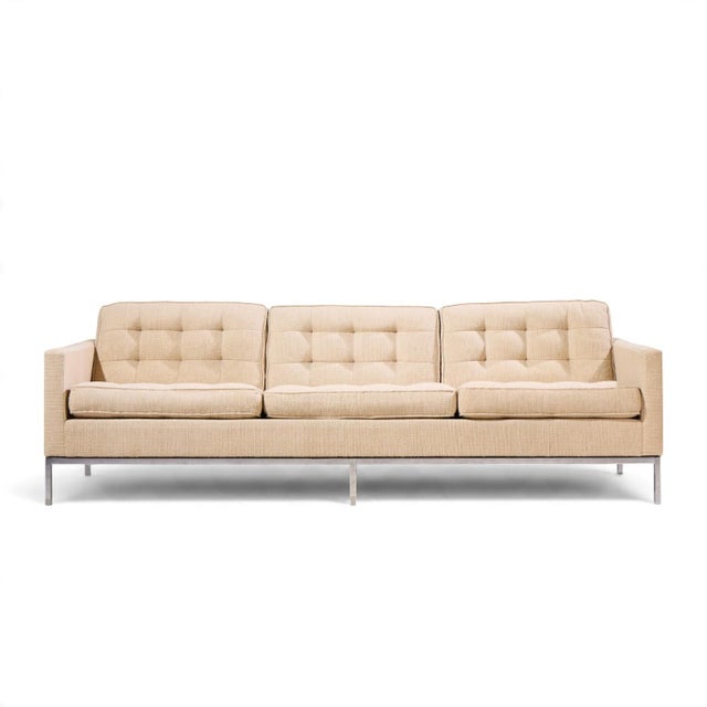 Florence Knoll Mid Century Relaxed Chrome Sofa This sofa measures: 90.5 wide x 32 deep x 29 inches high, with a seat...