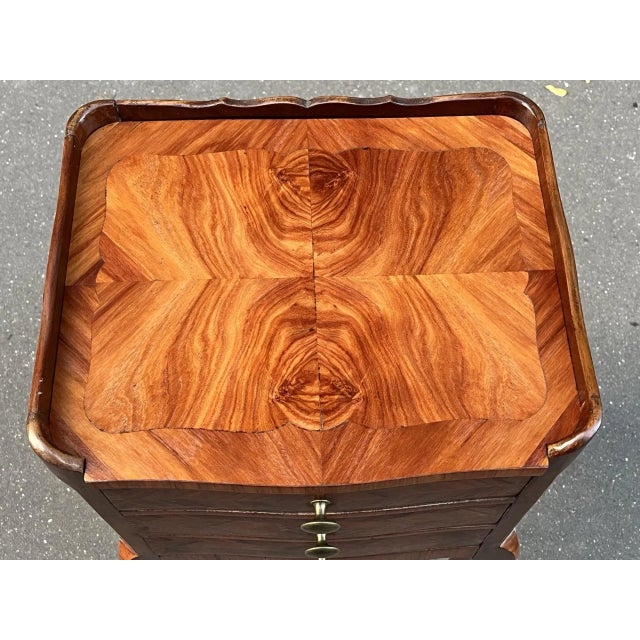 1900-1909 French Antique Shabby Louis XV Style Side Table Nightstand For Sale In Miami - Image 6 of 9