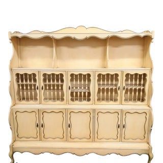 Monumental Scalloped Edge Habersham Style Vintage Pale Yellow French Provincial China Display Hutch Cabinet For Sale
