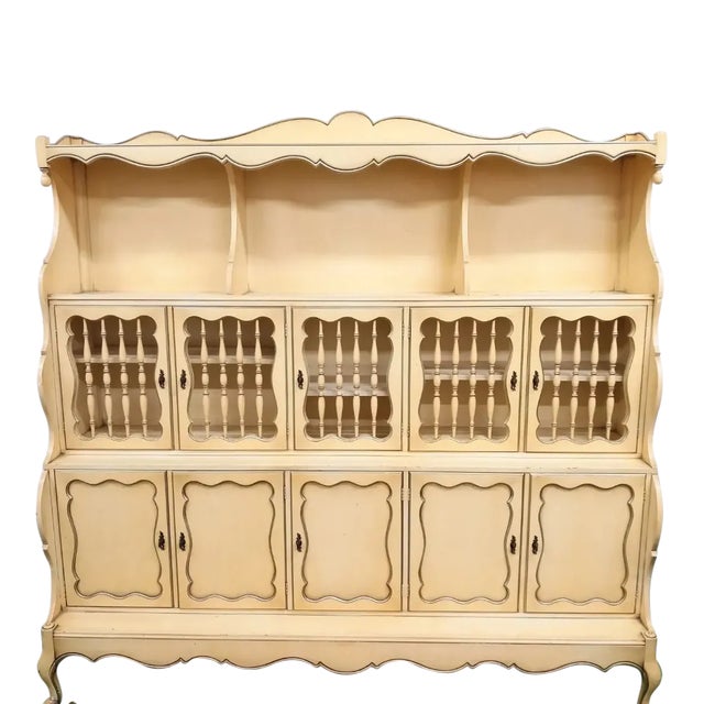 Monumental Scalloped Edge Habersham Style Vintage Pale Yellow French Provincial China Display Hutch Cabinet For Sale