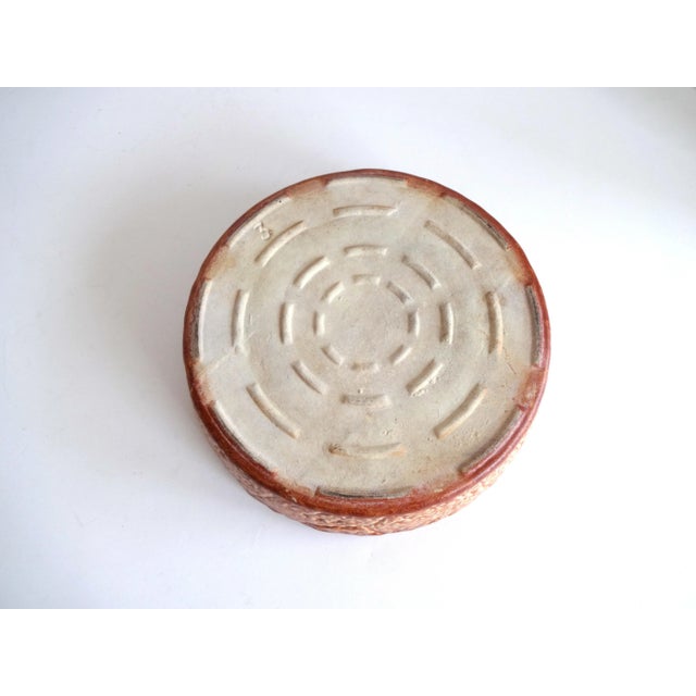 Mid 20th Century Vintage French Brown Faience Round Casserole For Sale In San Francisco - Image 6 of 7