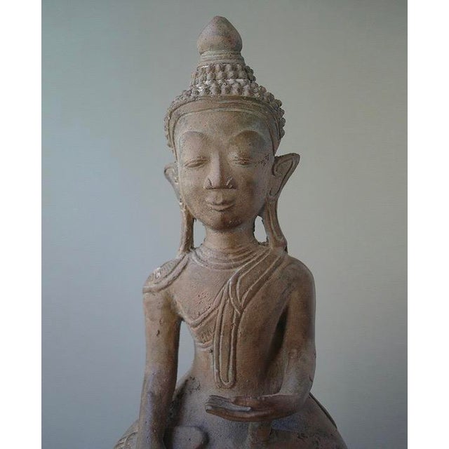 Early 20th Century Burmese Bronze Buddha Shan For Sale - Image 4 of 12
