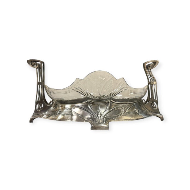 Early 20th Century Art Nouveau White Metal & Etched Glass Centrepiece in the style of WMF For Sale - Image 3 of 10